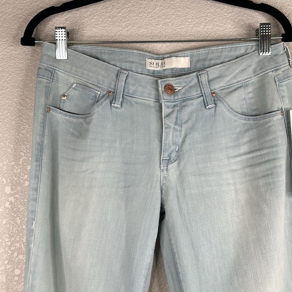 SOLD Design Lab Light Wash Denim Cropped Bryant Park Best Friend Jeans Size 27 - Picture 2 of 8